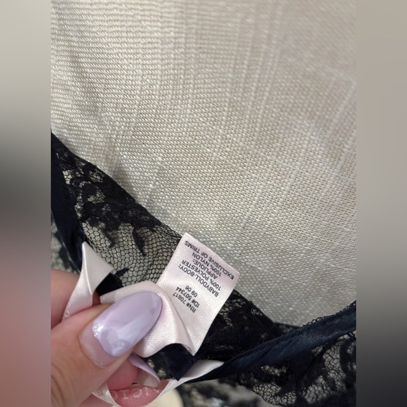 Vintage see through Victoria’s Secret Black slip dress - Picture 4 of 4